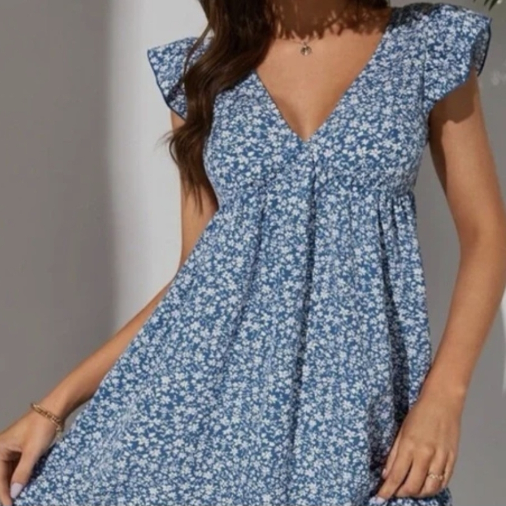 SHIEN Blue Ditsy Floral Butterfly Sleeve Mini Dress Size Small